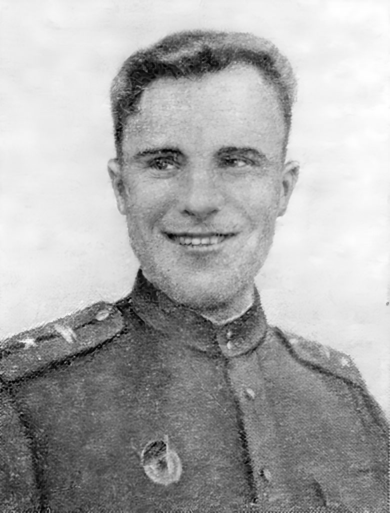 (фото: Герой Советского Союза гвардии младший лейтенант А. П. Оськин)
