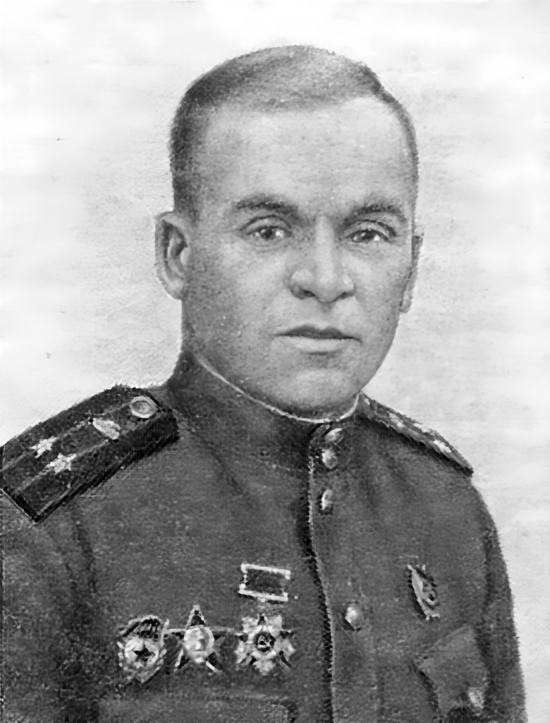 (фото: Гвардии подполковник И. А. Варлаков)